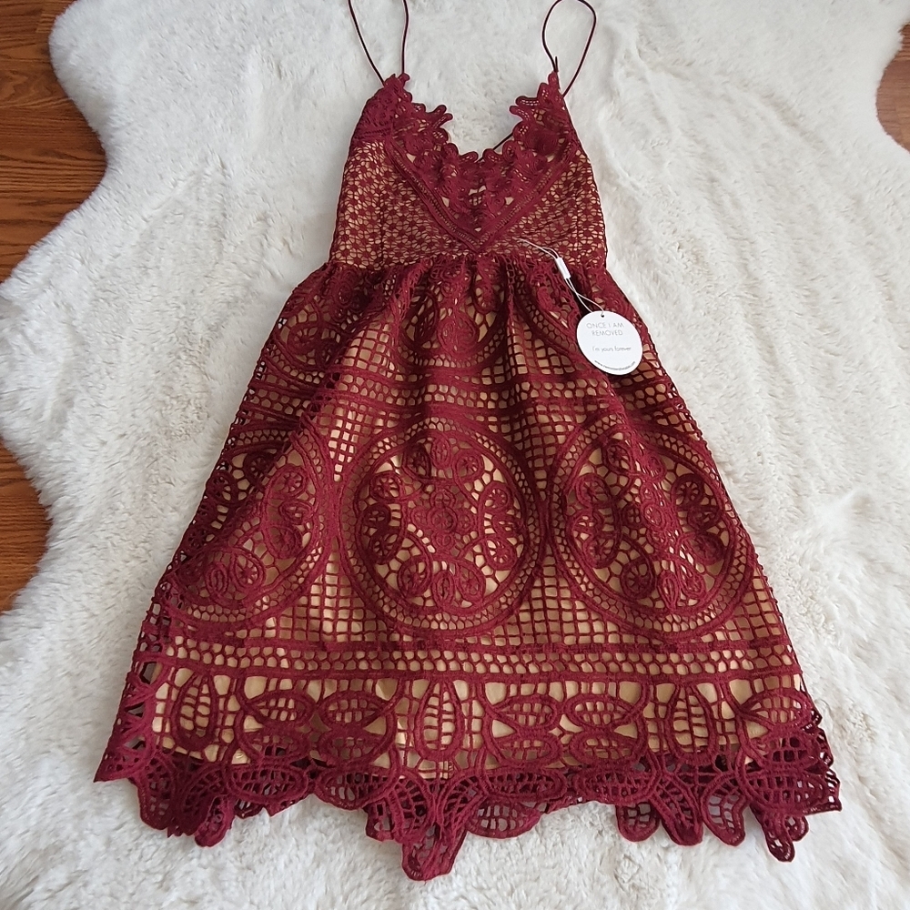 NWOT Two Sisters the Label Lace Up Mini Dress Burgundy Red Nude Size 8/L